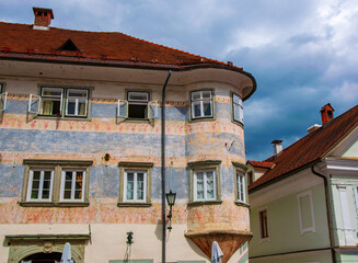 Fototapeta na wymiar Historical Vidiceva Hisa in the center of Radovljica town, Slovenia