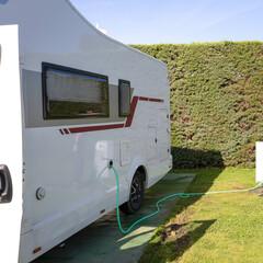 Maintenance of the mobile home with a hose filling the water