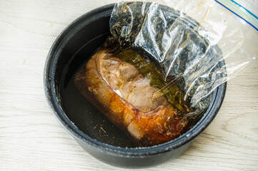 炊飯器で出来上がった低温調理のチャーシュー