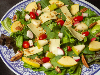 salad with cherry tomatoes