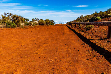 Sendero en el Parque Nacional del Teide, isla de Tenerife.