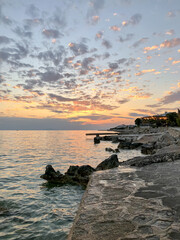 Steinküste in Mandre, Insel Pag, Kroatien