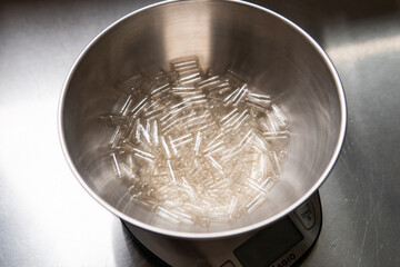 empty capsules for dietary supplements. Vegetable cellulose for capsules. do-it-yourself microdosing courses
