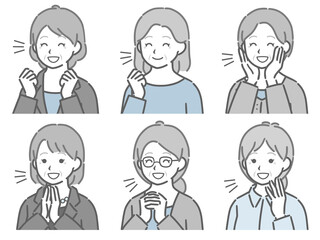 喜ぶ高齢女性の斜め向き上半身セット