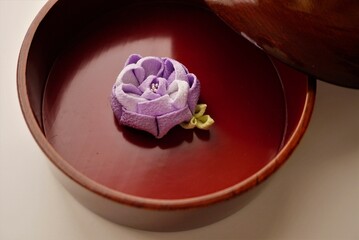 つまみ細工の髪飾り