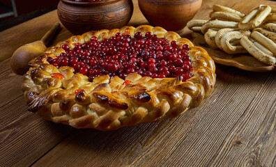 scandinavian pie with cranberries