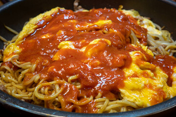 とても美味しい日本の岡山県高梁市のインデアントマト焼きそば