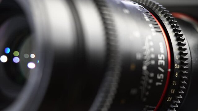 Macro Shooting Rotation of Aperture Ring on Camera Lens 