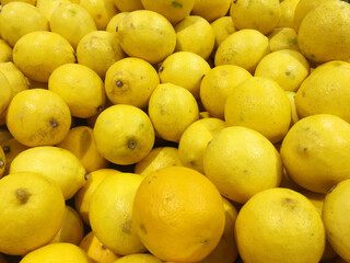 lemons in the market