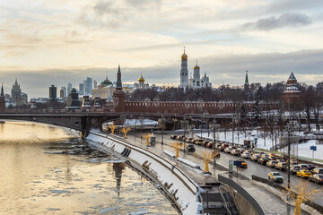 Fototapeta na wymiar panorama of a high-rise building on Kotelnicheskaya embankment from Zaryadye Park in Moscow