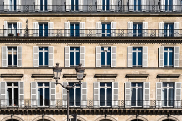 Fototapeta na wymiar Paris, panorama of the rue de Rivoli, typical building, parisian facade