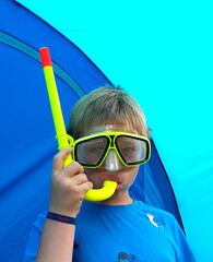 Junge mit Schnorchel