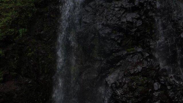 白猪の滝空撮