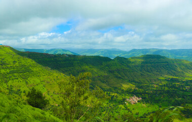 Obraz premium landscape in the mountains in Maharashtra, India