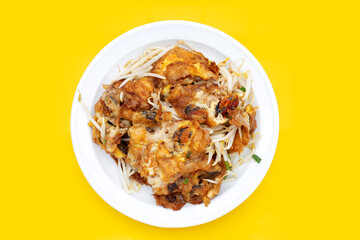 Crispy fried mussel pancake with bean sprout