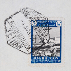 Briefmarke stamp vintage retro alt old used gebraucht gestempelt cancel papier paper arabien Marruecos marokko marocco 3 blau blue leute people flugzeug plane