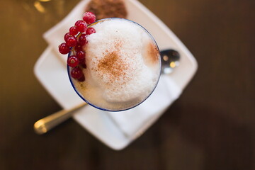 Coffee with red currant and cinnamon
