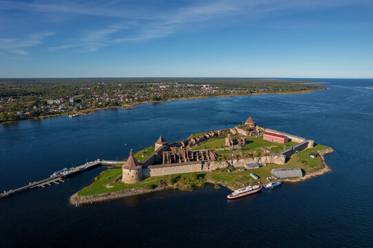 รูปภาพLadoga เลือกดูภาพถ่ายสต็อก เวกเตอร์ และวิดีโอ14,336 Adobe Stock