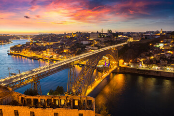 Fototapeta premium Dom Luis Bridge in Porto