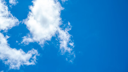 Fototapeta na wymiar Beautiful blue sky background, white clouds.