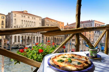 Poster Pizzeria terrace  in Venice. Iltaly © elvirkin