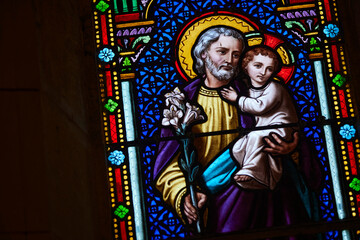 Fototapeta premium Saint Bonnet de Tronçais, Intérieur de l'église du village.
