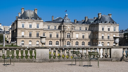 Fototapeta na wymiar Paris, the Senat in the Luxembourg garden, in the 6e arrondissement, a chic district in the center 