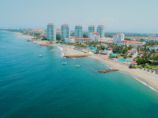 Hermosa playa en Marina Vallarta, México