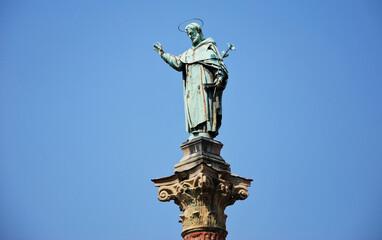 La statua di San Domenico a Bologna, Emilia Romagna, Italia.