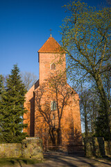 Fototapeta na wymiar Kościół romański w Rokiciu koło Płocka