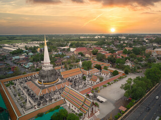 Fototapeta premium Wat Phra Mahathat Woramahawihan pagoda in the evening beautiful sky Nakhon Si Thammarat, Thailand, high angle