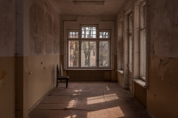 Urban exploration in an old abandoned hospital in a historic mansion in Poland - Urbex in Turczynek