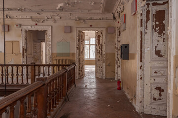 Urban exploration in an old abandoned hospital in a historic mansion in Poland - Urbex in Turczynek