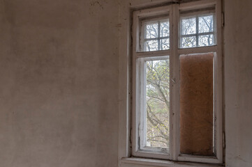 Urban exploration in an old abandoned hospital in a historic mansion in Poland - Urbex in Turczynek