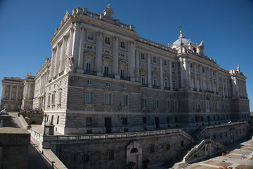 Fototapeta na wymiar Walk through Madrid, undoubtedly one of the most impressive cities in the world