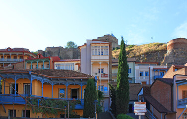 Naklejka premium Traditional Georgian city houses in downtown in Tbilisi, Georgia