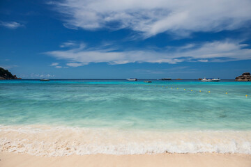 Obraz premium Similan island beach and turquoise andaman sea in summer