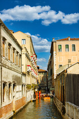 ベネチアの水路