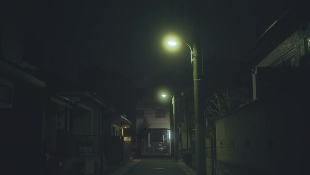 夜の街頭