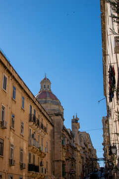 the facade of the church of the holy sepulchre