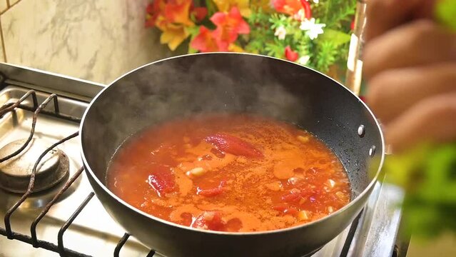 Salsa na sopa de tomate
