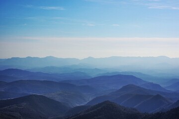 montañas siluetas