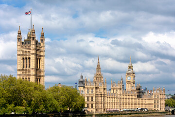 Fototapeta na wymiar Houses of Parliament and Big Ben in Westminster, London, UK
