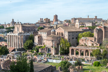 Fototapeta na wymiar views of roman forum from palatine mountain, Rome