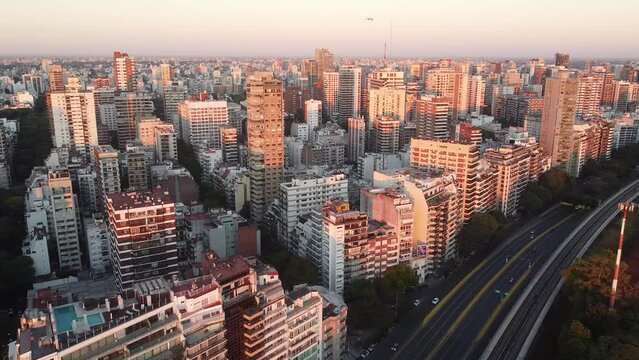 Drone Buenos Aires, Belgrano, amanecer, calidad 2.7k