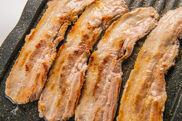 최고급 돼지로 만든 삼겹살