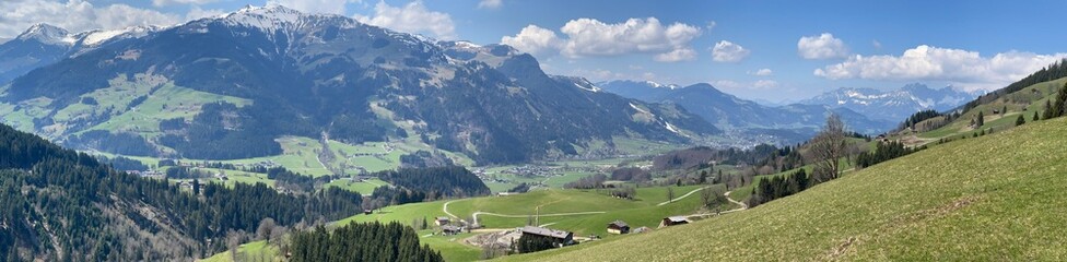 Fototapeta na wymiar Panorama Kitzbühler Alpen