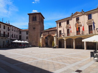 Fototapeta premium Oña, con su imponente monasterio, en la provincia de Burgos. España.