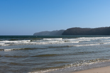 Blick auf die aufgewühlte Ostsee