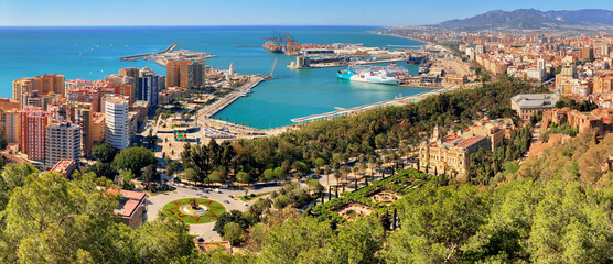 Málaga desde el Castillo de Gibralfaro, Andalucía, España
